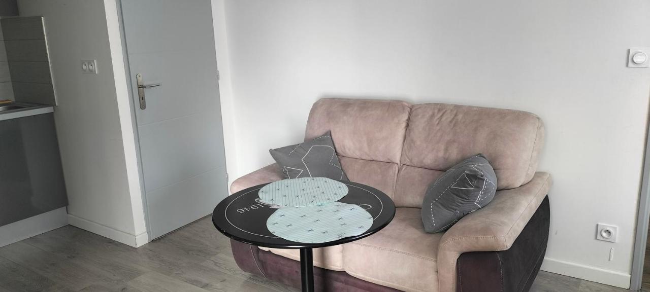 Appartement 2 Pieces Rive-de-Gier Bagian luar foto